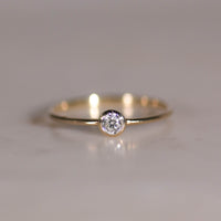 K10 ダイヤモンド0.1ct 覆輪 リング