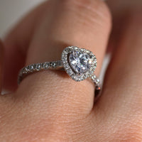 PT900 ダイヤモンド0.5ct ハートカット エタニティ リング