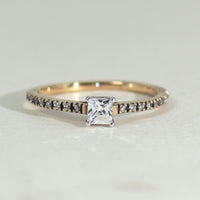 K18 ダイヤモンド0.3ct プリンセスカット エタニティ リング