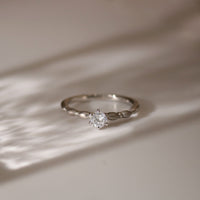 PT900 ダイヤモンド 0.3ct ドレープデザイン リング 鑑別書付