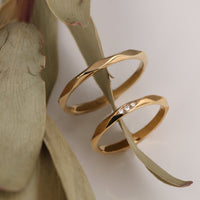 PT950 K18 プリズム 2.0mm ダイヤモンド 3石 リング