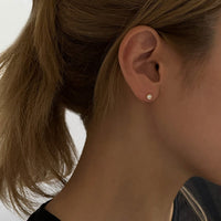 K18 計0.2ct ダイヤモンド 覆輪 ピアス