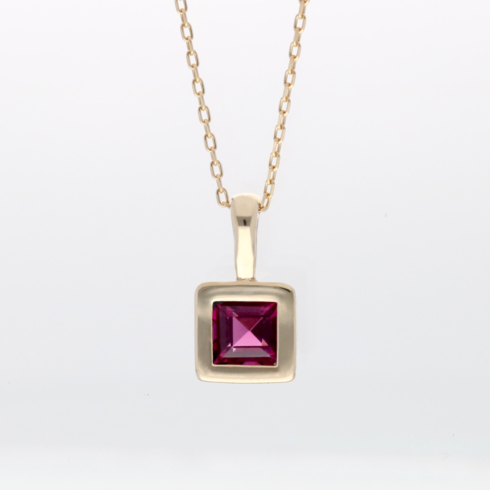 K10 ロードライトガーネット スクエア ネックレス – anybelle