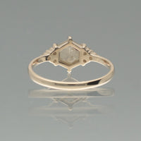 【1点物】K10 ナチュラルダイヤモンド ヘキサゴンカット サイドメレ リング