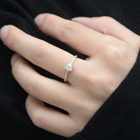 【1点物】K10 ナチュラルダイヤモンド ファンシーカット サイドメレ リング