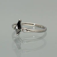 【1点物】PT900 ナチュラルダイヤモンド0.44ct ペッパーカイトカット サイドメレ リング