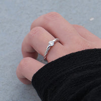 PT900 ダイヤモンド 0.3ct ツイストデザイン リング