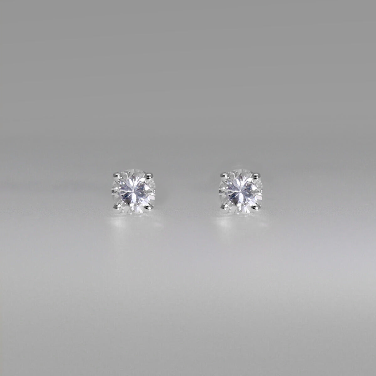 Pt900 計0.2ct ダイヤモンド 4本爪 ピアス – anybelle