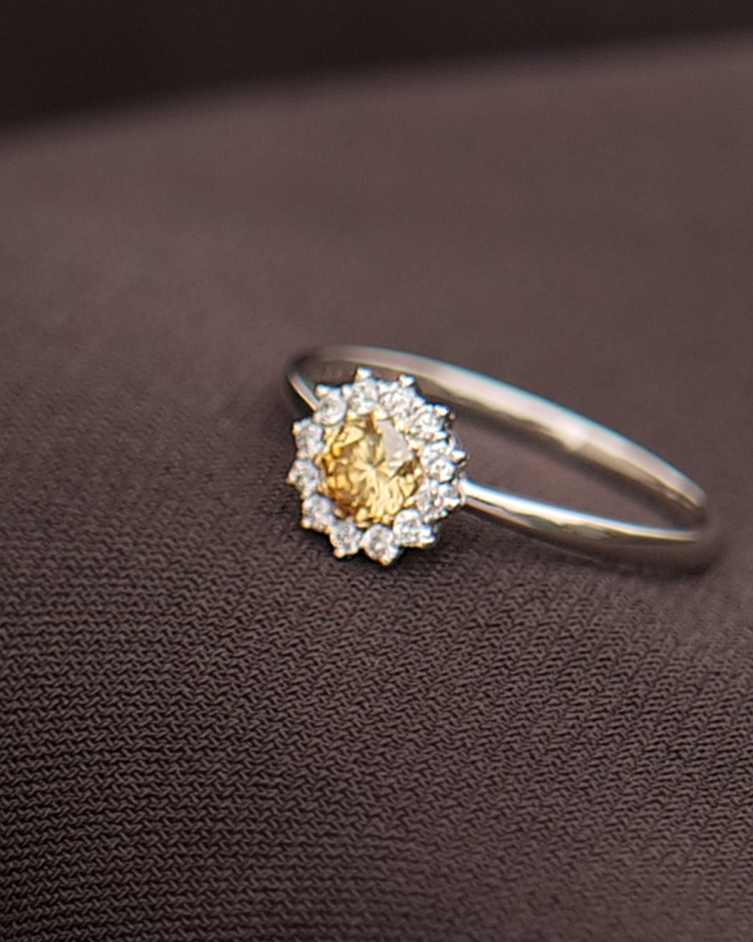 【1点物】PT900 K18 ダイヤモンド0.23ct ヘイロー リング