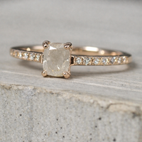 【1点物】K10 ナチュラルダイヤモンド エメラルドカット サイドメレ リング