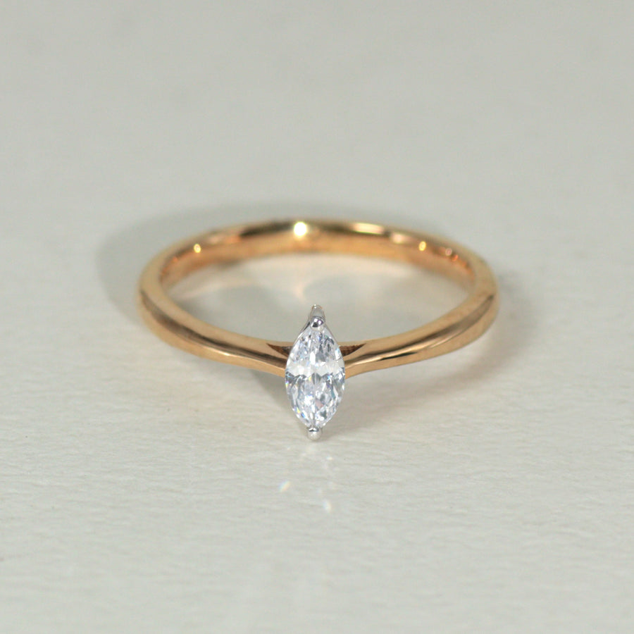 K18 ダイヤモンド0.3ct マーキスカット リング