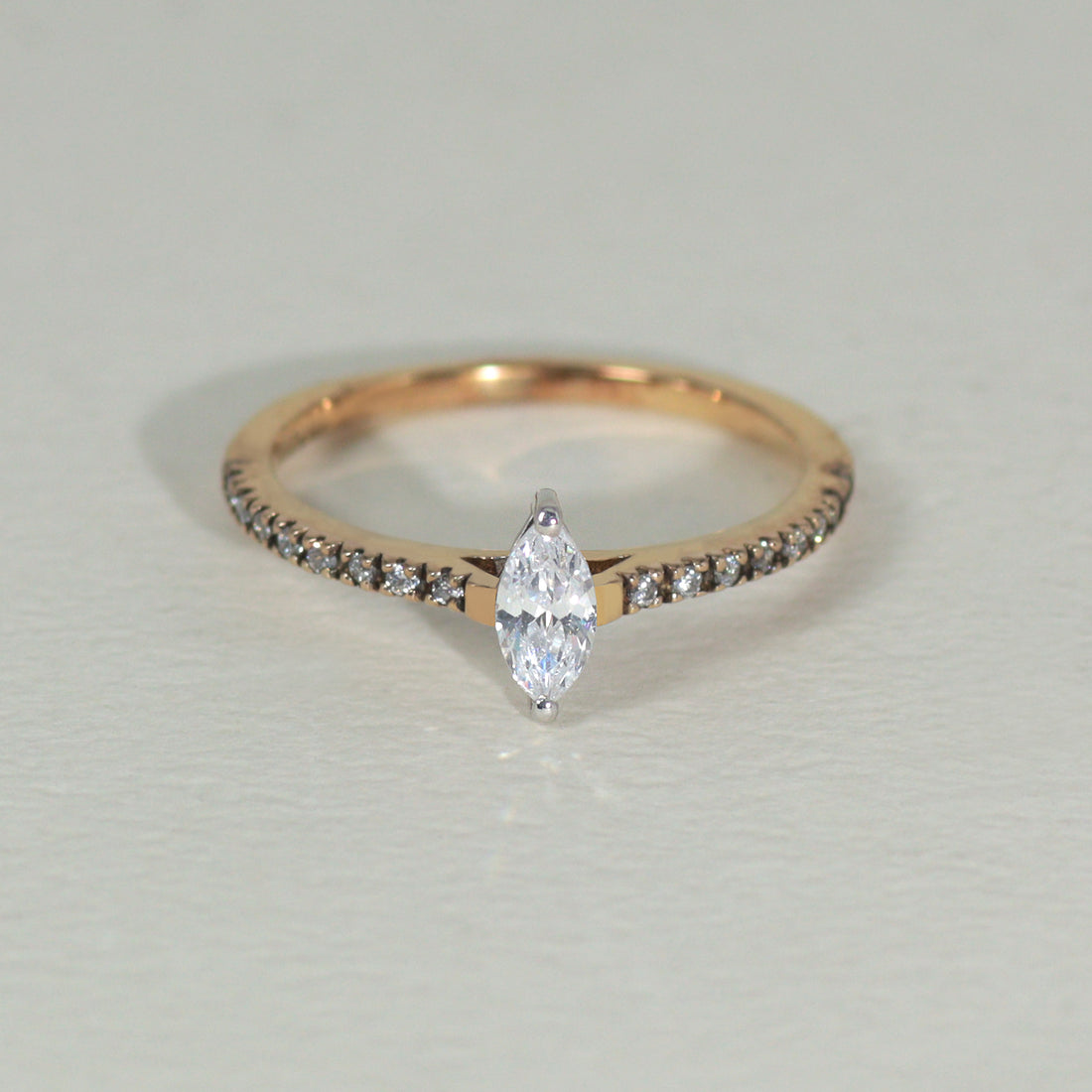K18 ダイヤモンド0.3ct マーキスカット エタニティ リング