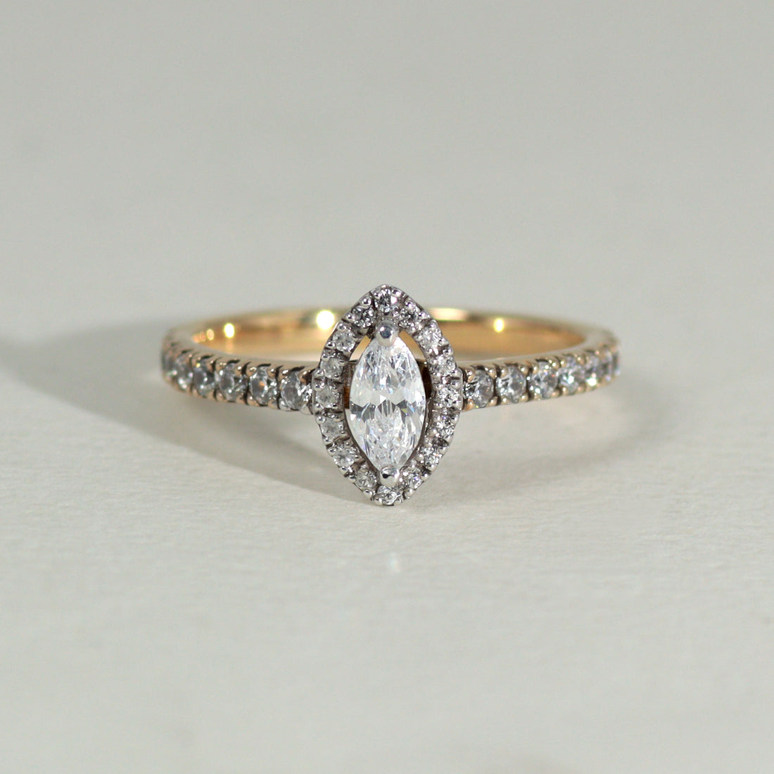 K18 ダイヤモンド0.3ct マーキスカット ヘイロー リング