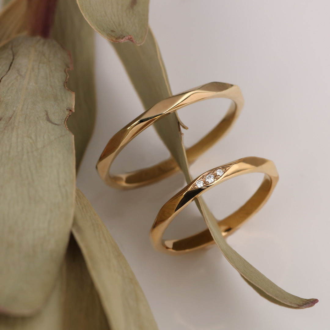 PT950 K18 プリズム 2.0mm ダイヤモンド 3石 リング