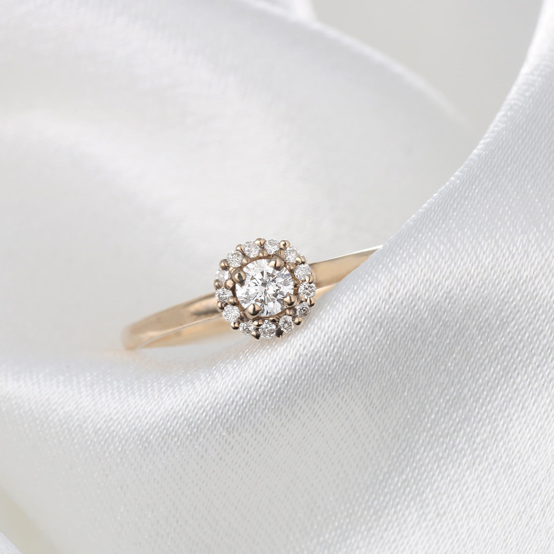 K10 ダイヤモンド0.1ct ヘイロー リング