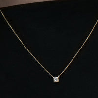 K10 ダイヤモンド 0.1ct プリンセスカット 覆輪 ネックレス