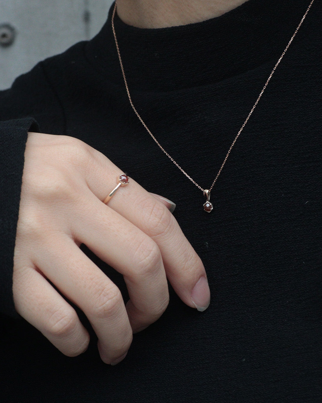 K10 ナチュラルダイヤモンド ヘキサゴンカット ミル ネックレス