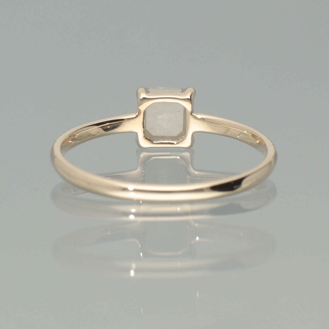 【1点物】K10 ナチュラルダイヤモンド シュガーローフカット サイドメレ リング