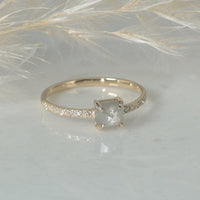 【1点物】K10 ナチュラルダイヤモンド シュガーローフカット サイドメレ リング