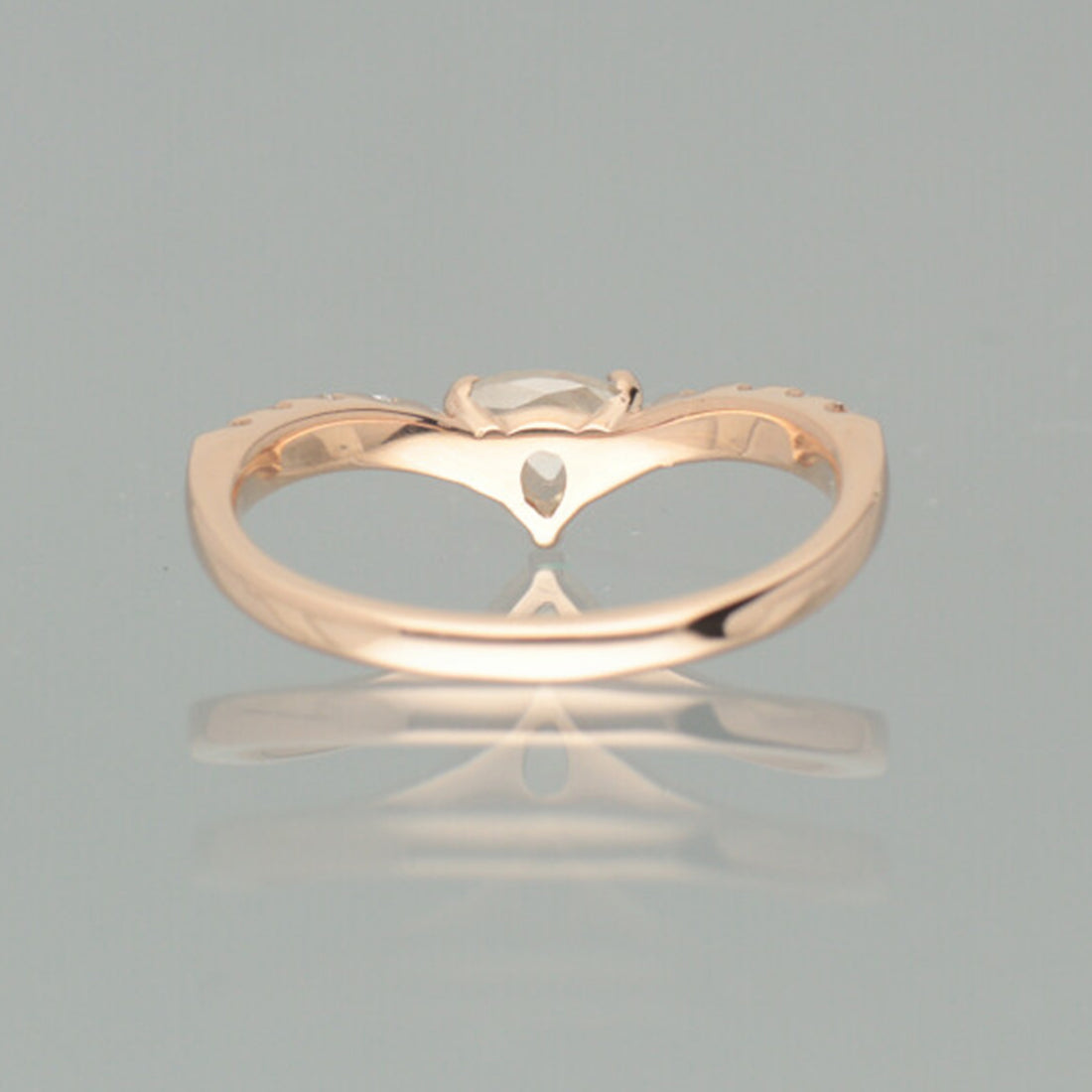 【1点物】K10 ナチュラルダイヤモンド トライアングルカット サイドメレ リング