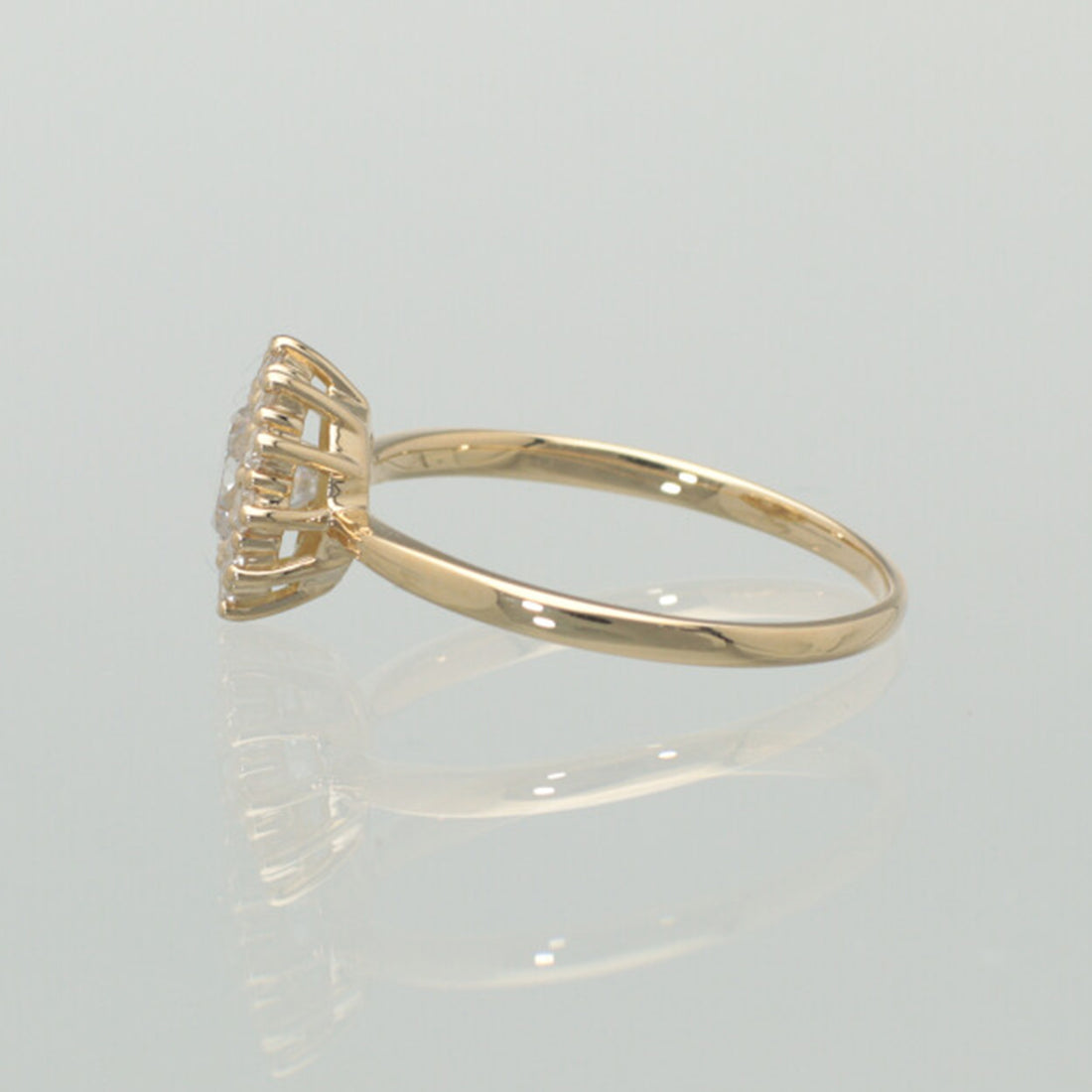 【1点物】K18 ダイヤモンド0.48ct ヘイロー リング