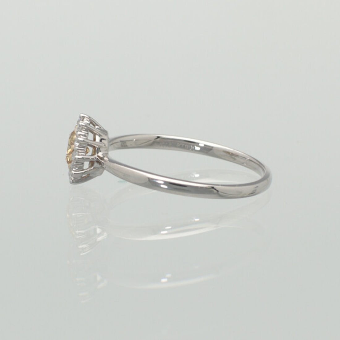 【1点物】PT900 K18 ダイヤモンド0.23ct ヘイロー リング