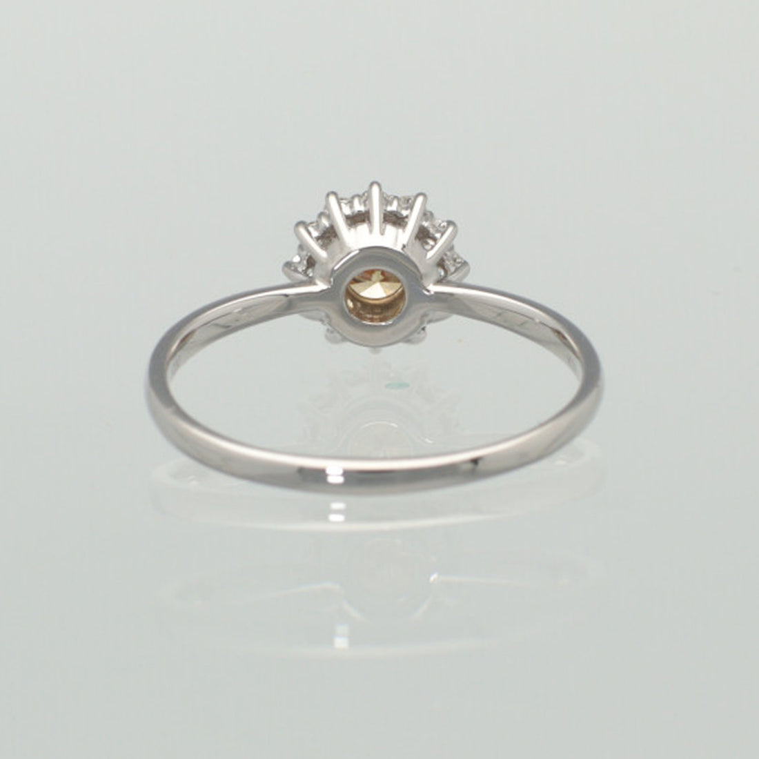 【1点物】PT900 K18 ダイヤモンド0.23ct ヘイロー リング