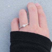 PT900 ダイヤモンド 0.3ct ツイストデザイン リング