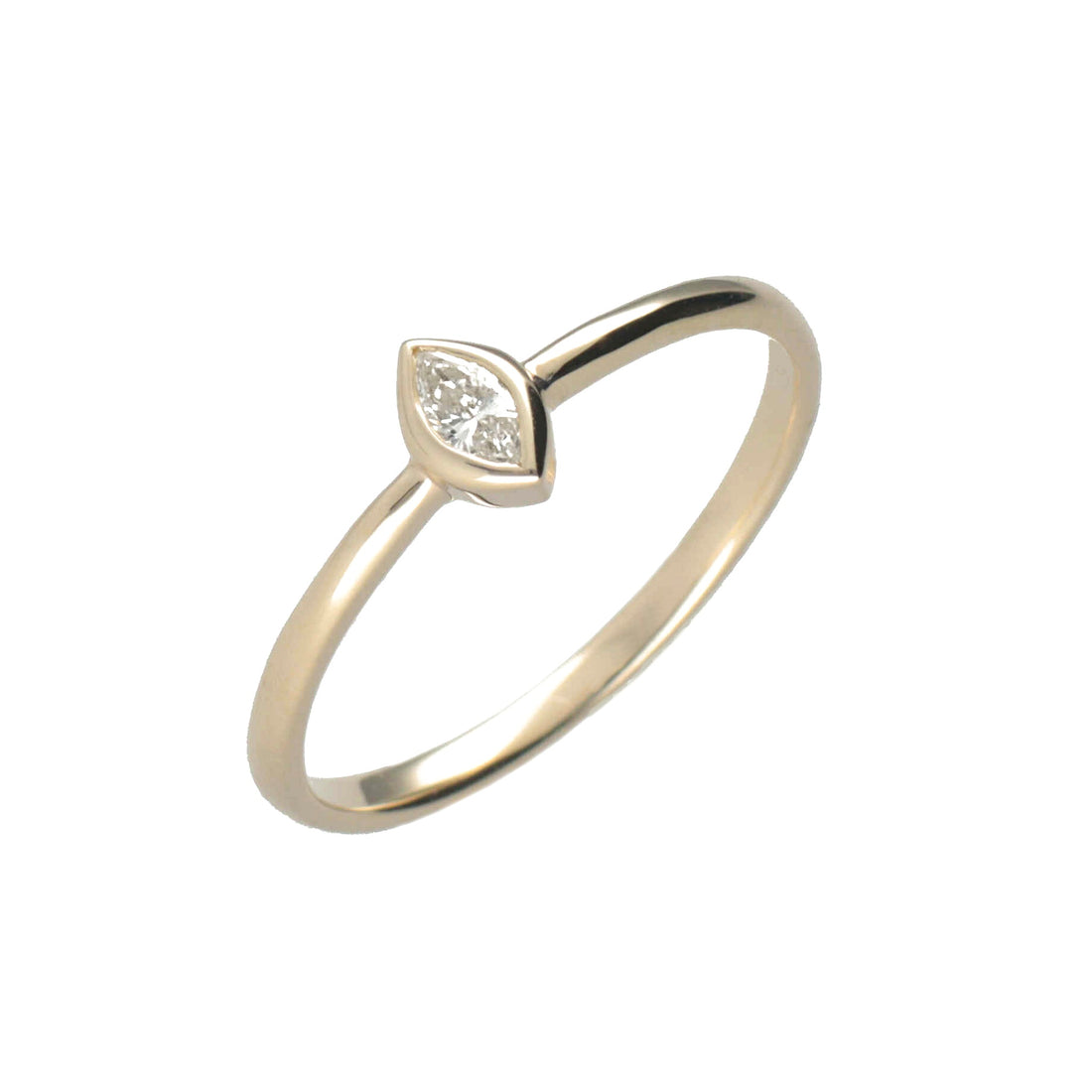 K10 ダイヤモンド0.1ct マーキスカット 覆輪 リング