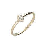 K10 ダイヤモンド0.1ct マーキスカット 覆輪 リング